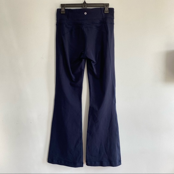 SOLD❗️Lululemon Navy Groove Pants Flare Leg 10 - Picture 2 of 5